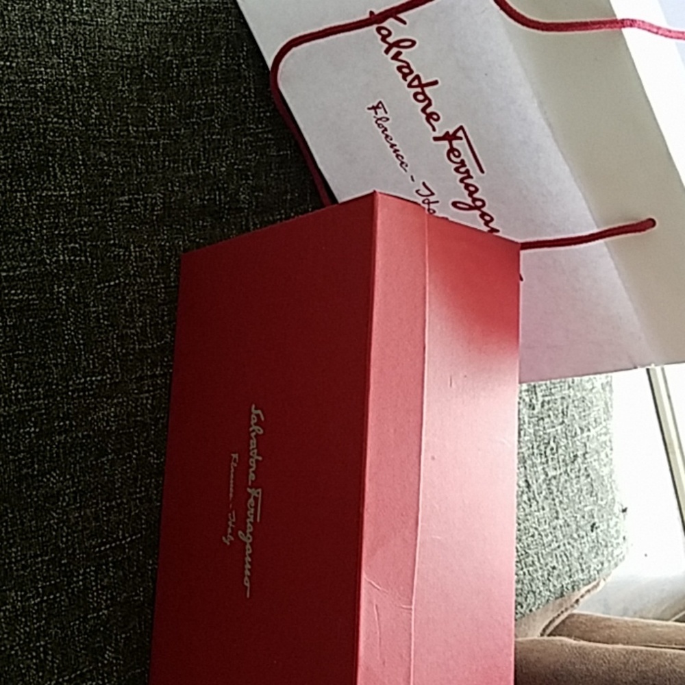 Salvatore Ferragamo - Picture 6 of 7